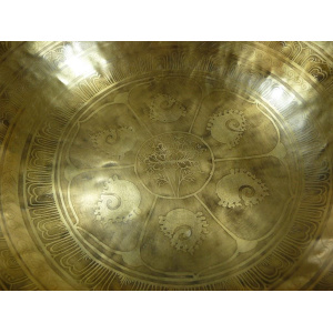 klankschaal-versierd-33_5cm-3399-gram_f