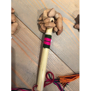 tobillera-notenratel-op-bamboestok_3